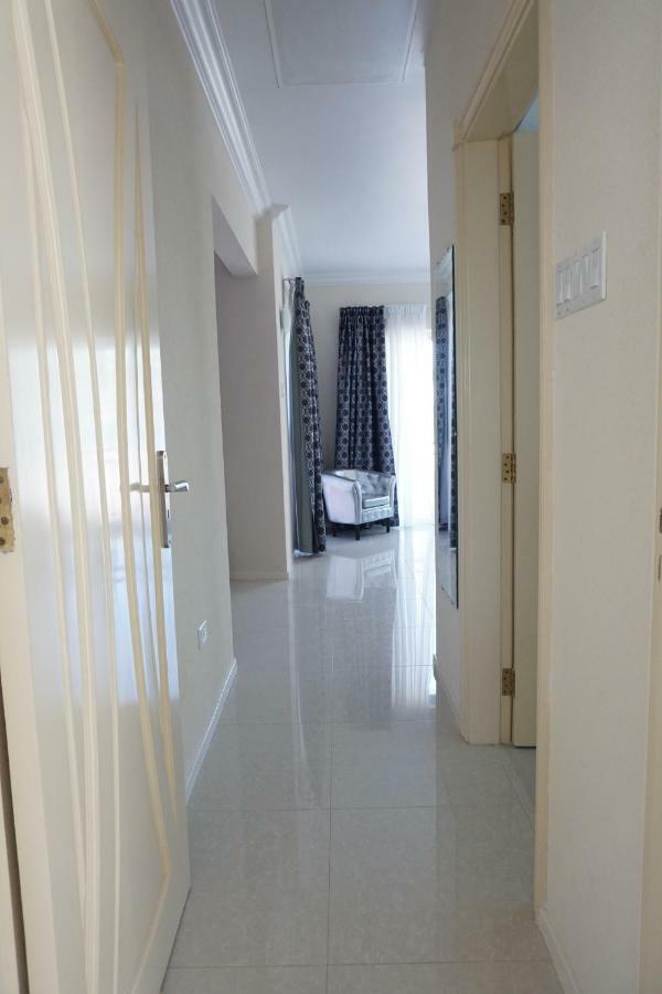 Self Contained Apartment With Private Kitchen Higher Heights, Barbados Christ Church Bagian luar foto