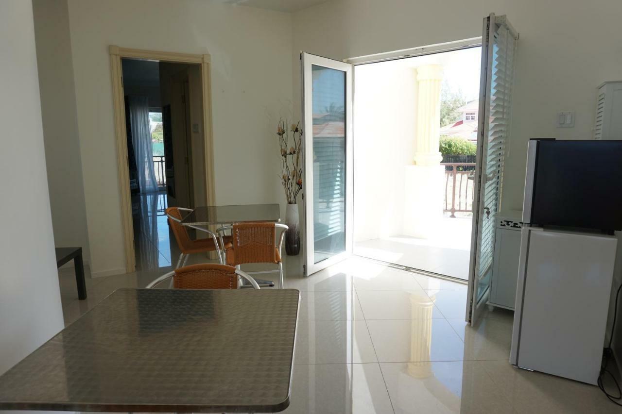 Self Contained Apartment With Private Kitchen Higher Heights, Barbados Christ Church Bagian luar foto