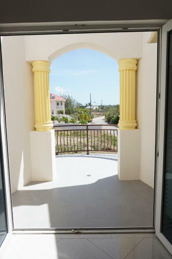 Self Contained Apartment With Private Kitchen Higher Heights, Barbados Christ Church Bagian luar foto
