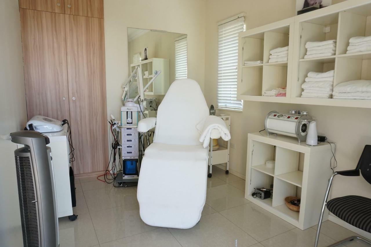 Self Contained Apartment With Private Kitchen Higher Heights, Barbados Christ Church Bagian luar foto